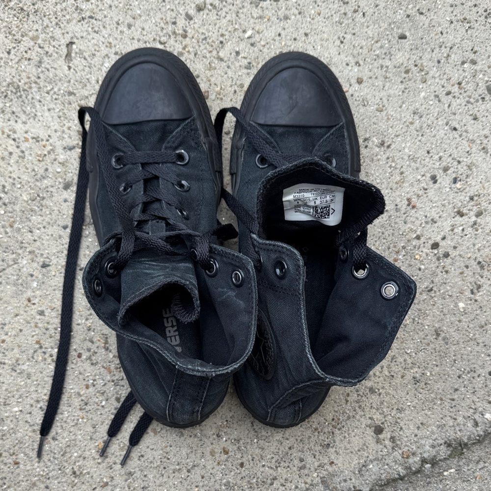 Converse Black High-Top Shoes